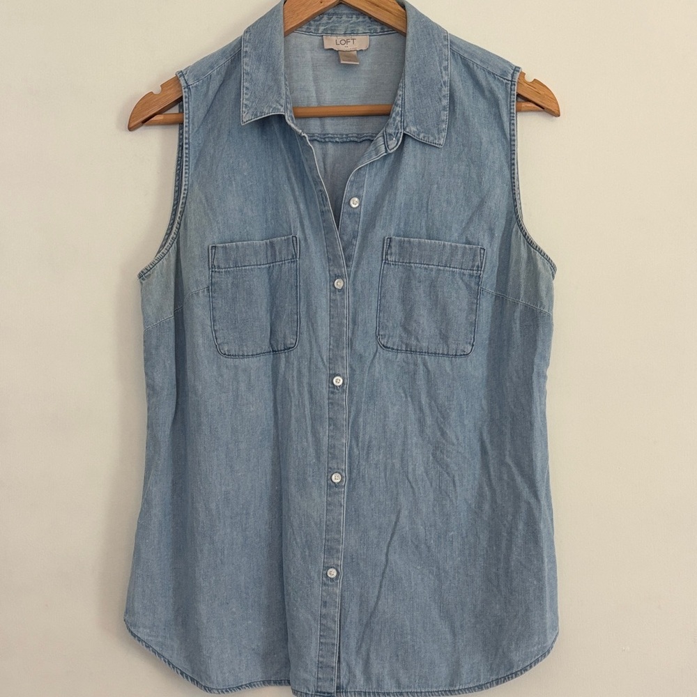 LOFT Sleeveless Denim Button-Front Shirt - Light Blue Wash